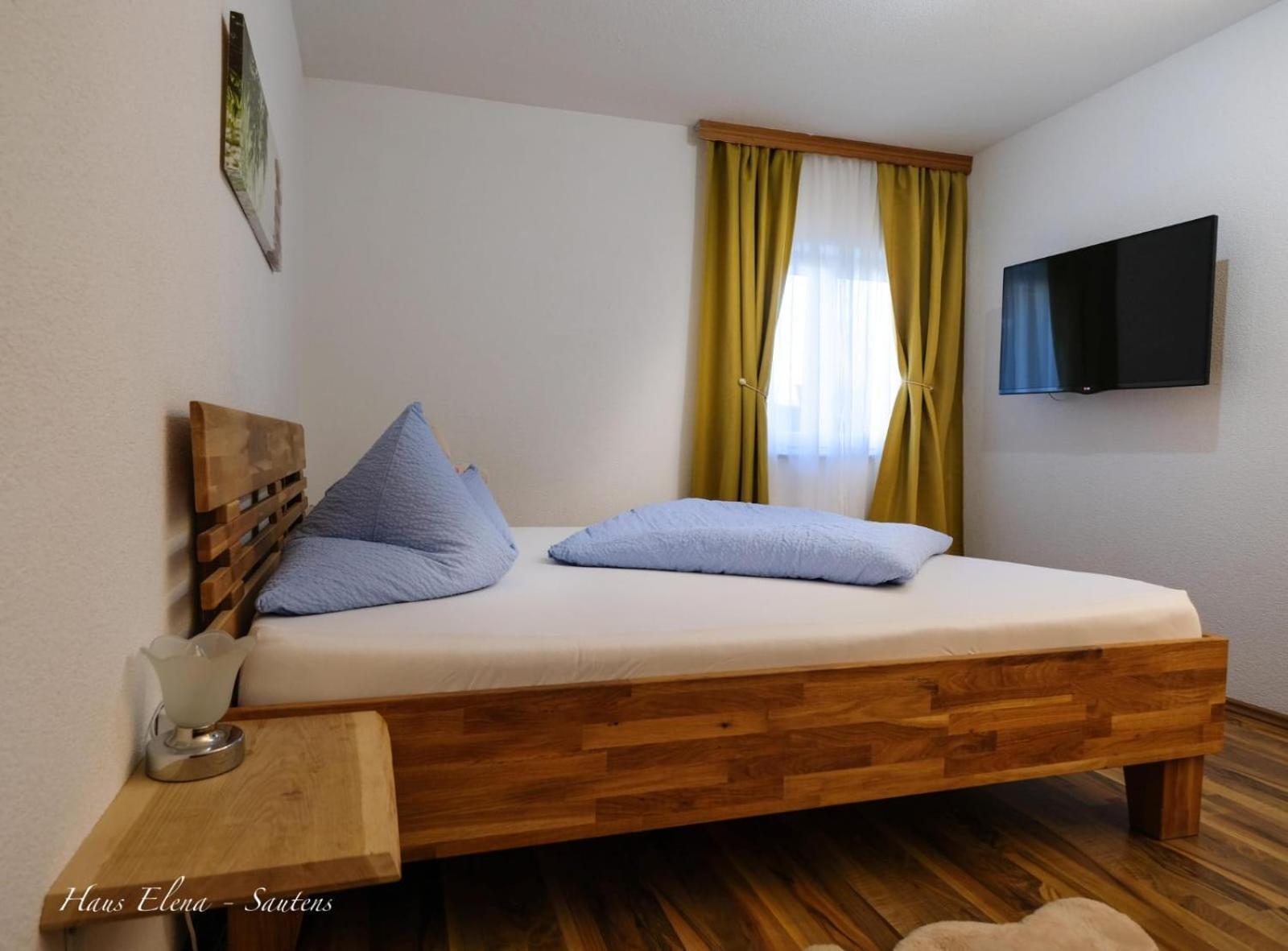 Haus Elena Apartment Sautens Exterior photo